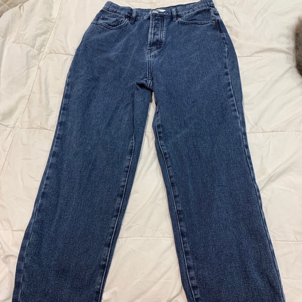 PacSun woman’s blue Jeans
